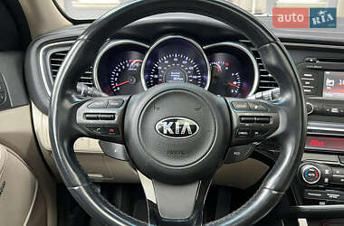 Седан Kia Optima 2013 в 