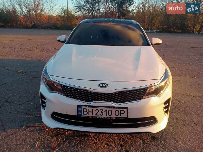 Седан Kia Optima 2016 в Благовещенском