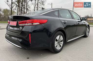 Седан Kia Optima 2016 в Львові