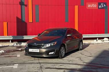 Седан Kia Optima 2014 в Киеве