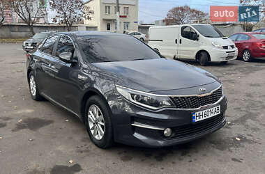 Седан Kia Optima 2015 в Одесі