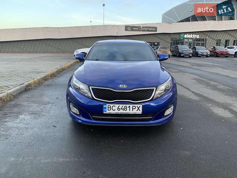 Седан Kia Optima 2015 в Львові