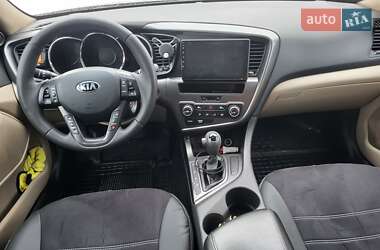 Седан Kia Optima 2013 в Богуславе