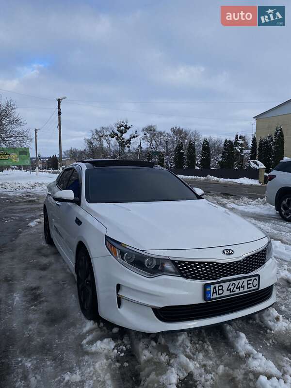 Седан Kia Optima 2016 в Виннице
