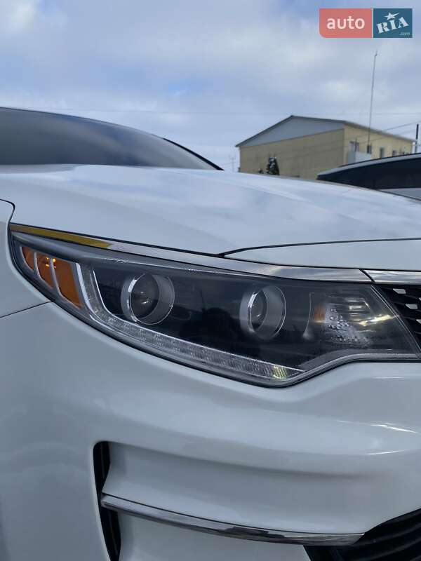 Седан Kia Optima 2016 в Виннице