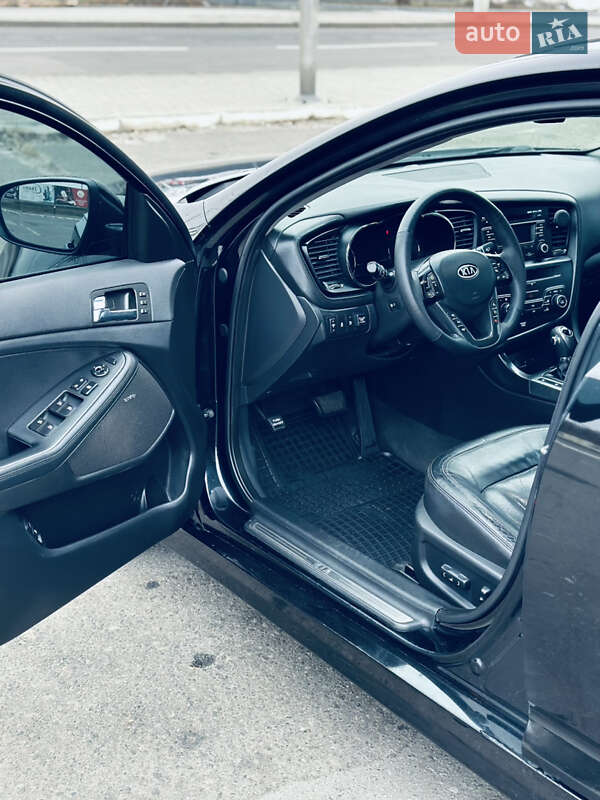 Седан Kia Optima 2011 в Краматорську