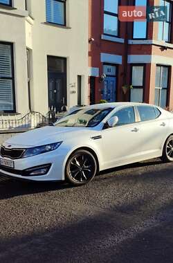 Седан Kia Optima 2013 в Харкові