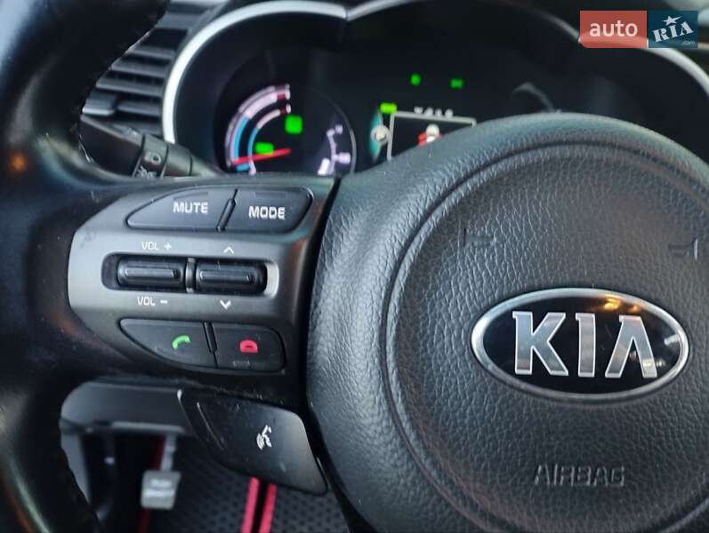Седан Kia Optima 2014 в Одессе