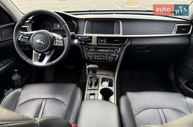 Седан Kia Optima 2019 в 