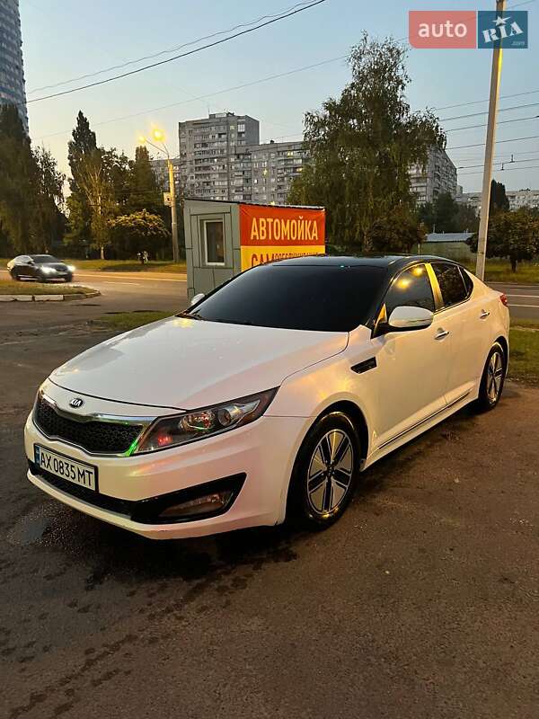 Седан Kia Optima 2011 в Харкові