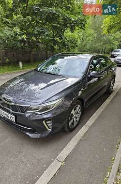 Седан Kia Optima 2017 в 