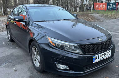 Седан Kia Optima 2015 в Софиевской Борщаговке