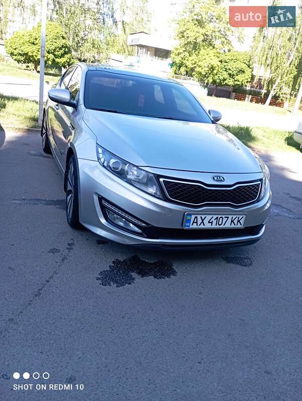 Седан Kia Optima 2011 в Харкові