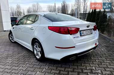 Седан Kia Optima 2015 в Житомире