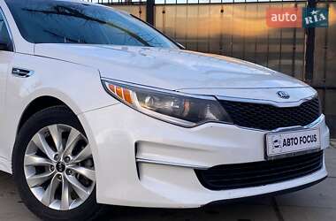 Седан Kia Optima 2016 в Києві