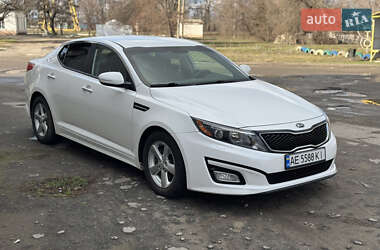 Седан Kia Optima 2015 в Покровському