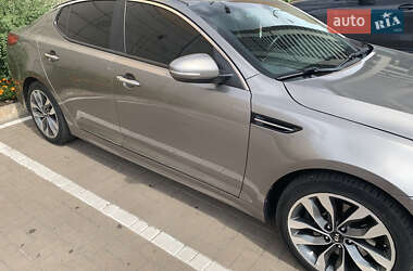 Седан Kia Optima 2014 в Киеве