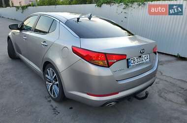 Седан Kia Optima 2013 в Богуславе