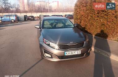 Седан Kia Optima 2015 в Киеве