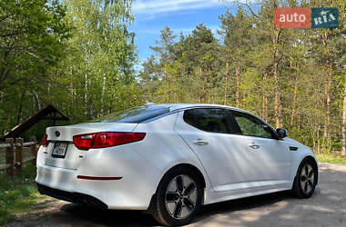 Седан Kia Optima 2015 в 