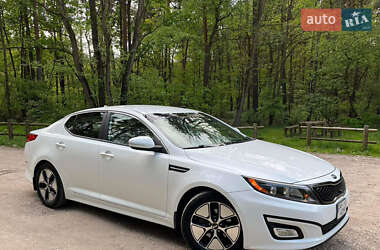 Седан Kia Optima 2015 в 