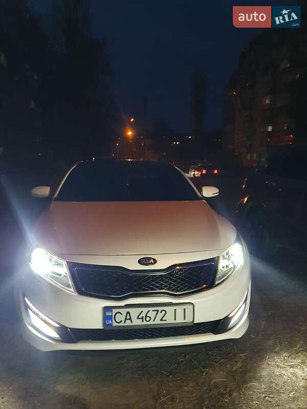 Седан Kia Optima 2013 в Черкасах