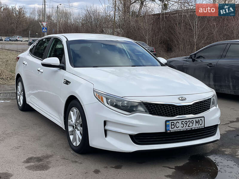 Седан Kia Optima 2016 в Львові