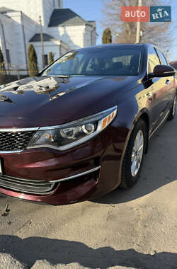 Седан Kia Optima 2016 в Житомире
