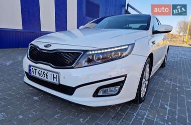 Седан Kia Optima 2015 в Калуше