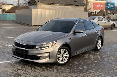 Седан Kia Optima 2016 в Кременчуге