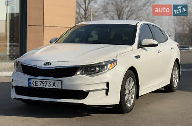 Седан Kia Optima 2017 в Днепре