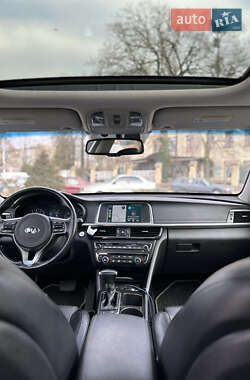Седан Kia Optima 2016 в 