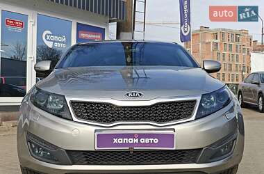 Седан Kia Optima 2012 в Львові