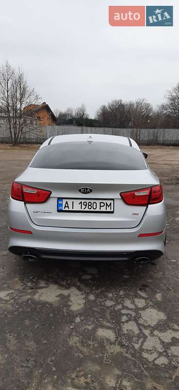 Седан Kia Optima 2015 в Обухове