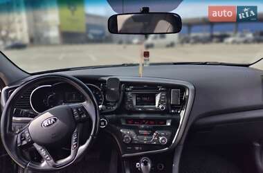 Седан Kia Optima 2013 в 