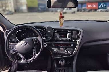 Седан Kia Optima 2013 в 