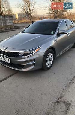 Седан Kia Optima 2017 в Хмельницькому