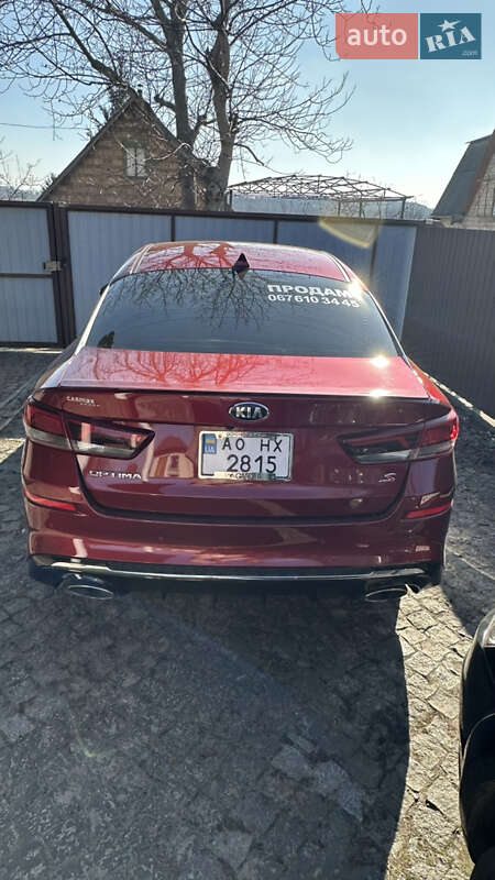 Седан Kia Optima 2019 в Киеве