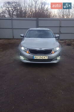 Седан Kia Optima 2014 в Харькове