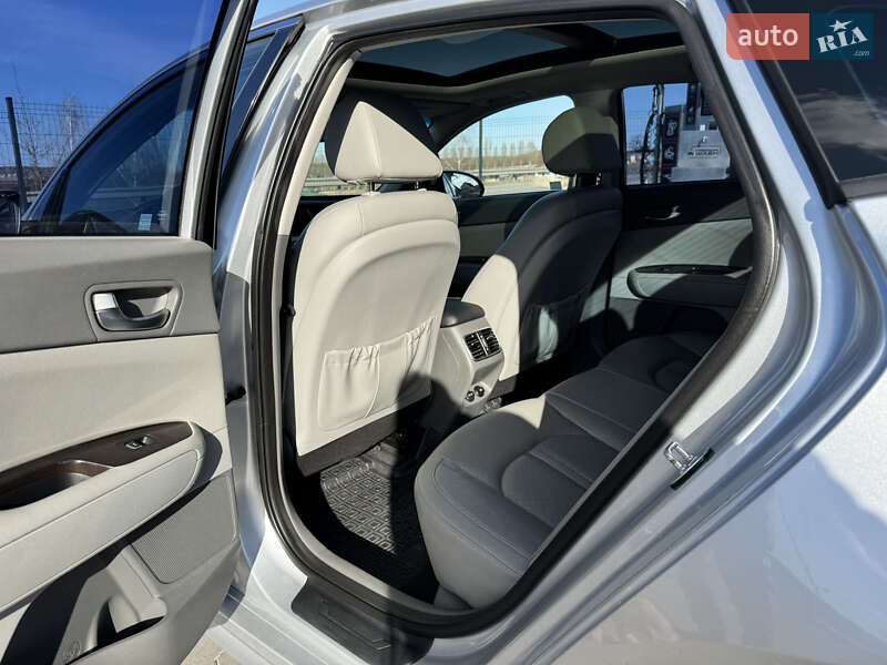 Седан Kia Optima 2016 в Киеве фото 36 Седан Kia Optima 2016 в Киеве