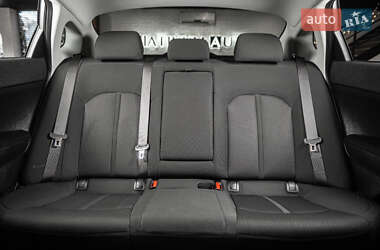 Седан Kia Optima 2017 в 