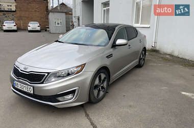 Седан Kia Optima 2011 в Виннице