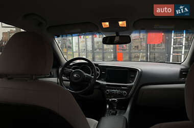 Седан Kia Optima 2014 в 
