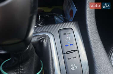 Седан Kia Optima 2011 в 