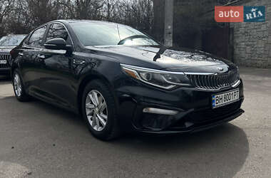Kia Optima 2019