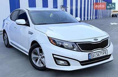 Седан Kia Optima 2015 в 