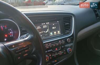 Седан Kia Optima 2015 в 