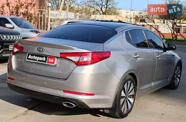 Седан Kia Optima 2011 в 