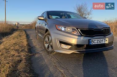 Седан Kia Optima 2013 в 
