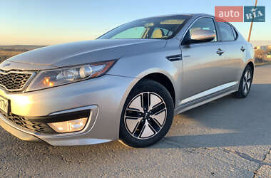 Седан Kia Optima 2013 в 